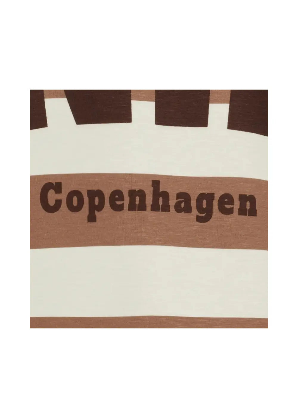 Kamelin värinen raidallinen oversized collegepaita printtikuviolla, pehmeä ja joustava materiaali, pitkät hihat ja O-pääntie