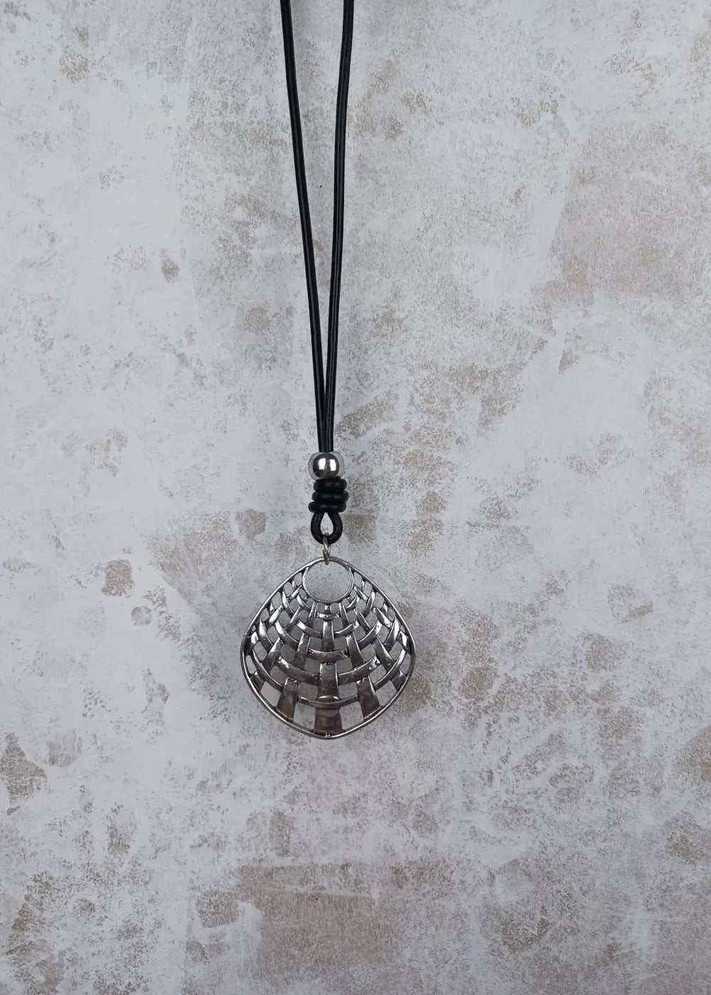 Kaulakoru 1513 simpukka | korut