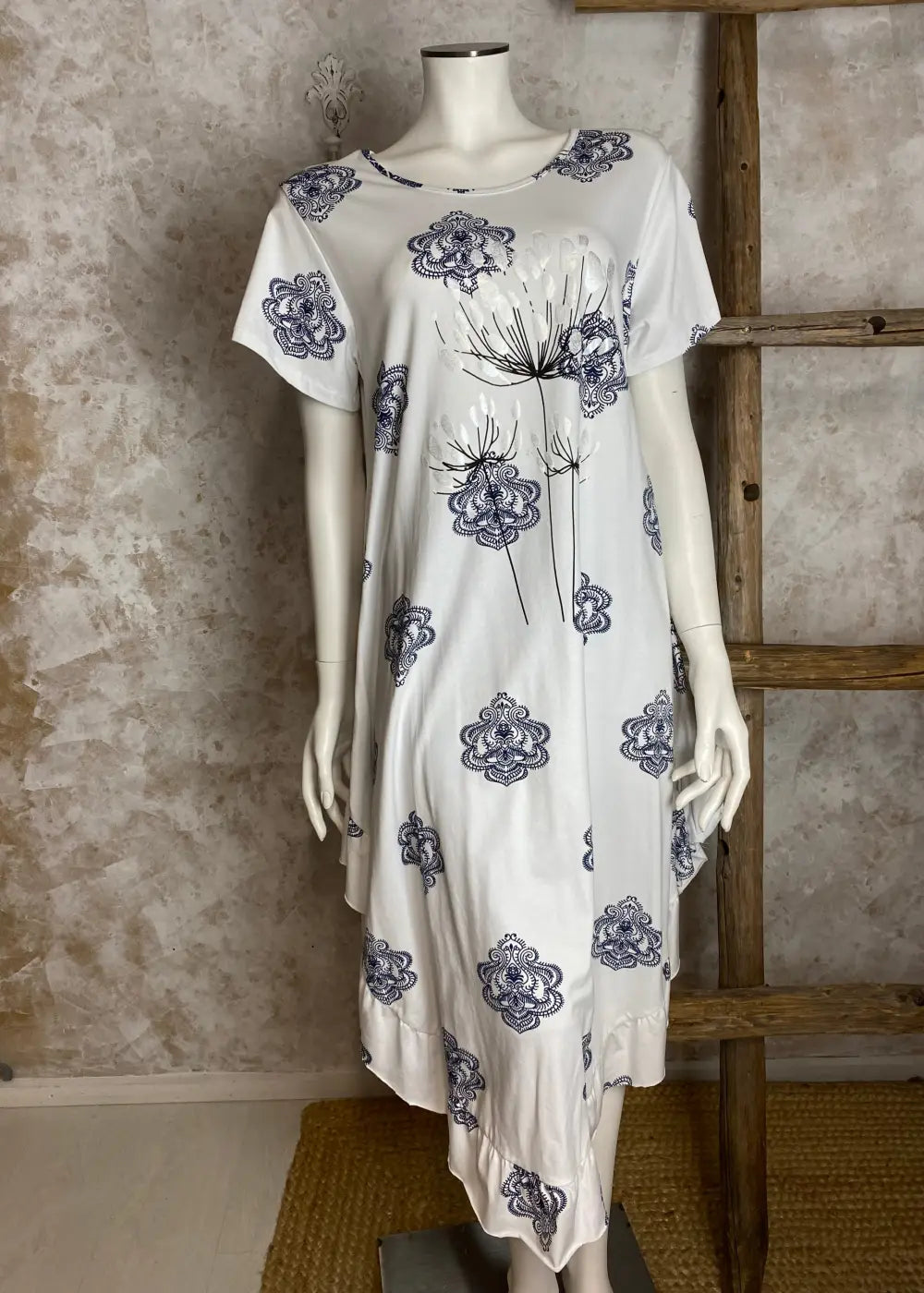 Mekko rosita eri kuoseja 0525 | 415 | mekko