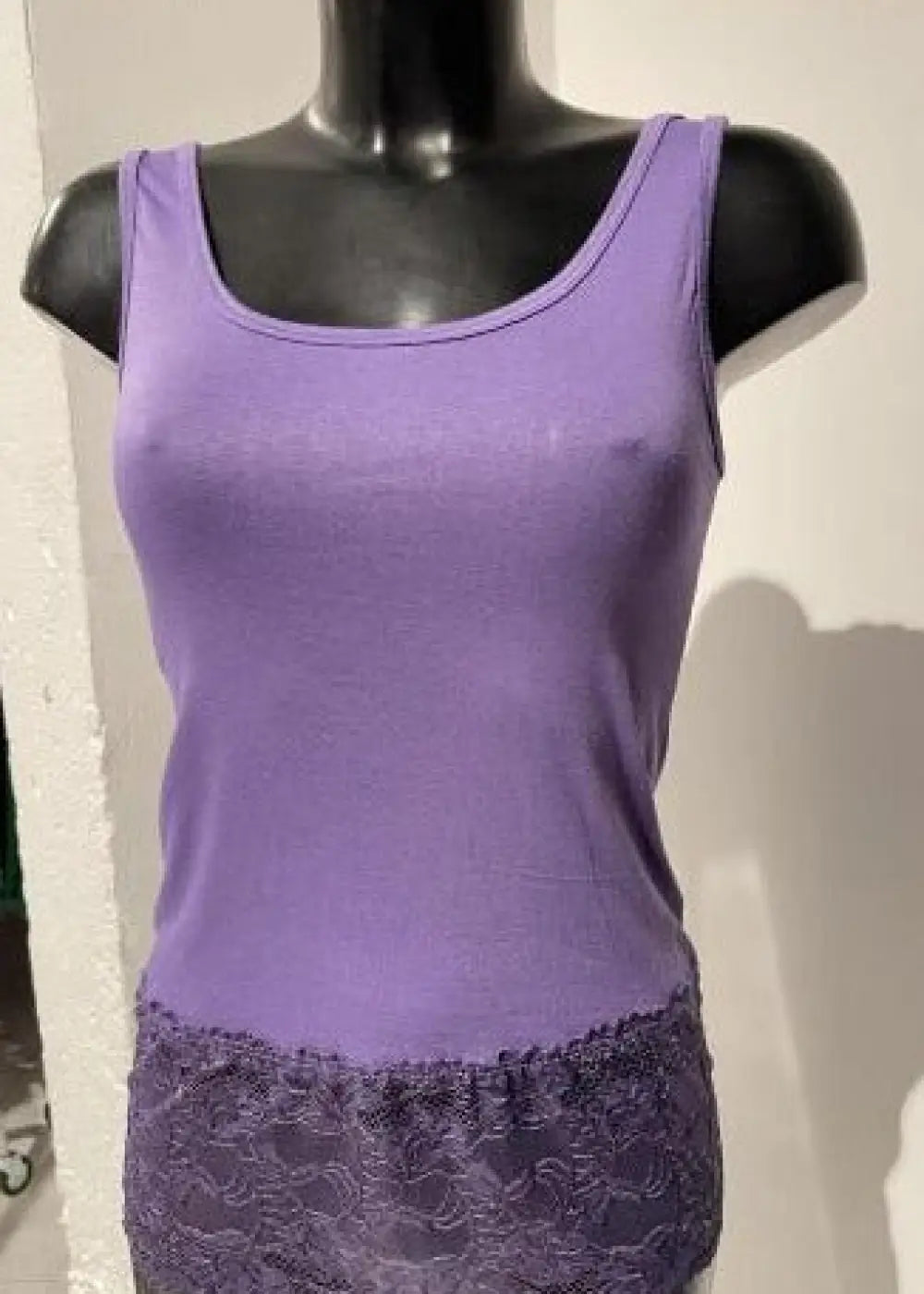 Toppi maglia eri värejä - toppi